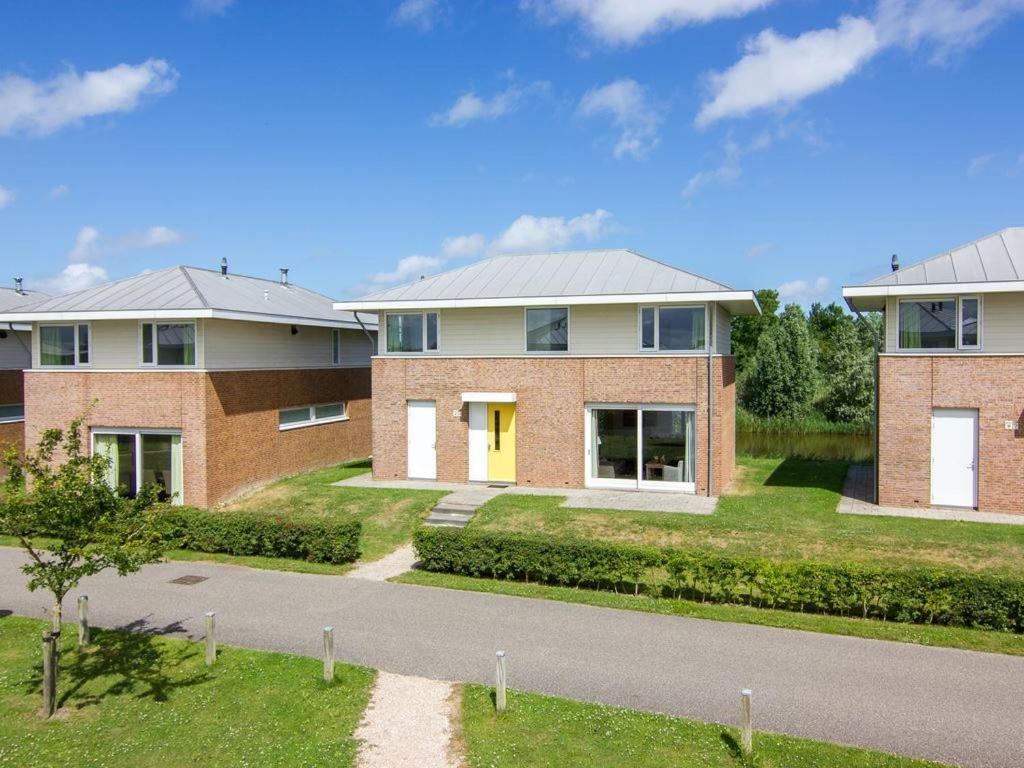 Luxury 4-Person Residence In The Holiday Park Landal Esonstad Anjum Exterior photo