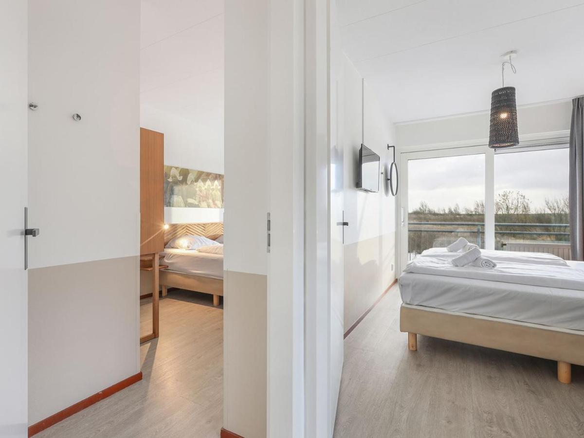 Luxury 4-Person Residence In The Holiday Park Landal Esonstad Anjum Exterior photo
